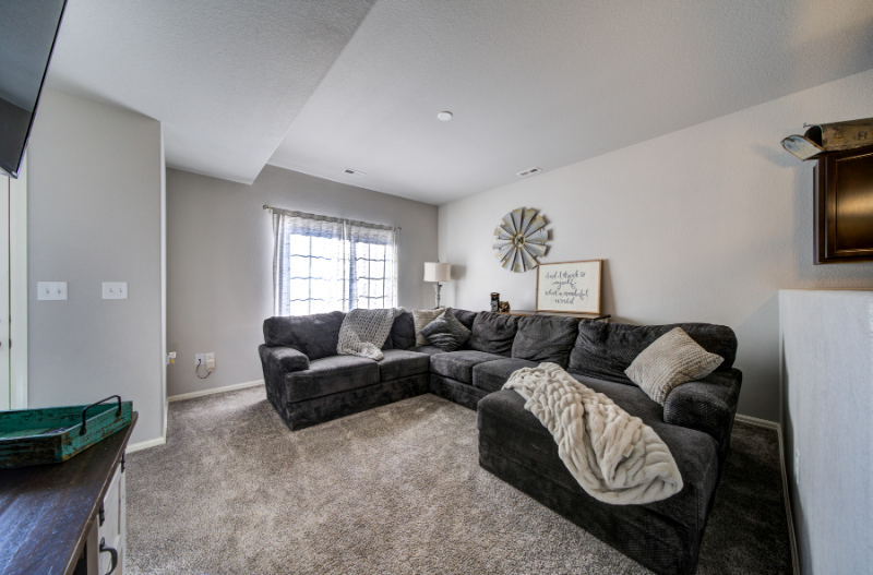 7423 Sand Lake Hts - Photo 2 of 16