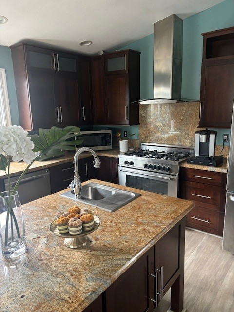 3845 Madeira Way - Photo 6 of 8