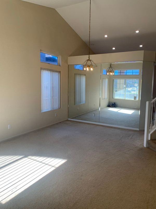 1835 Maplegrove Ln - Photo 5 of 34