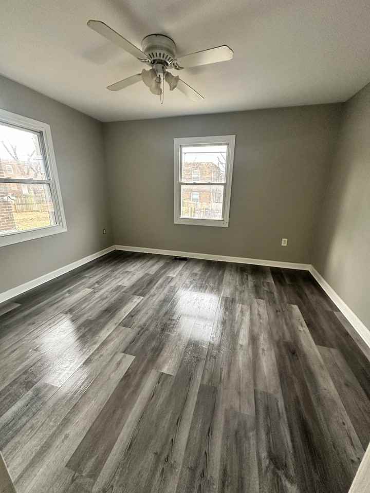 3428 6th Street #A - Photo 4 of 8