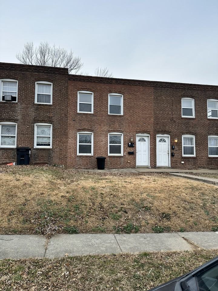 3428 6th Street #A - Photo 5 of 8