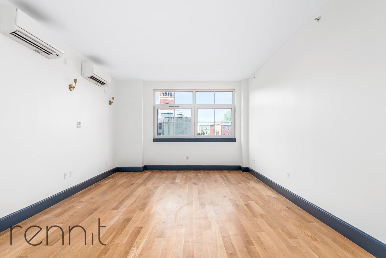 1430 Fulton St #403 - Photo 4 of 19