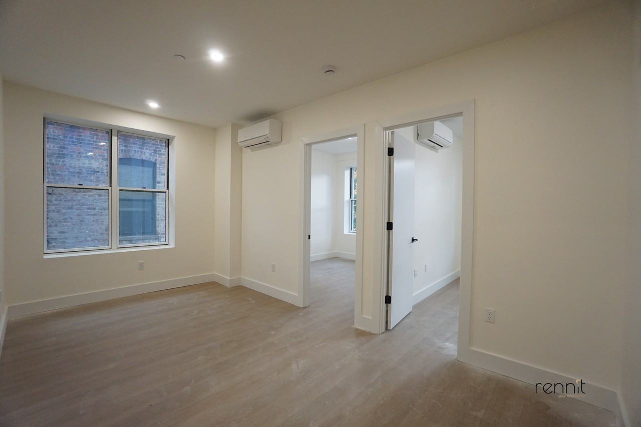 1620 Prospect Pl #2R - Photo 3 of 12