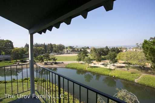 Mariners West - Photo 2 of 20