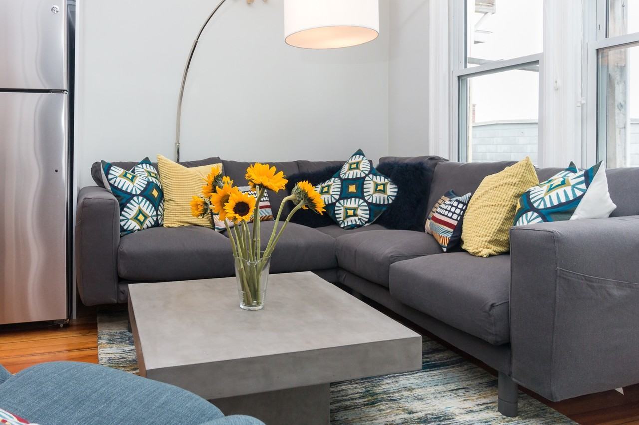 153 Trenton St #2 - Photo 3 of 15