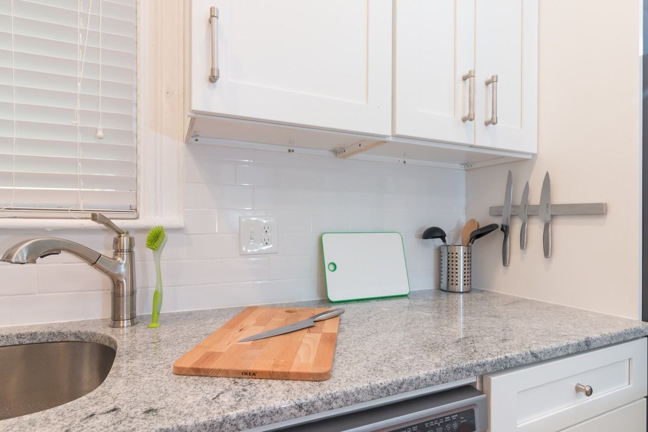 153 Trenton St #2 - Photo 6 of 15