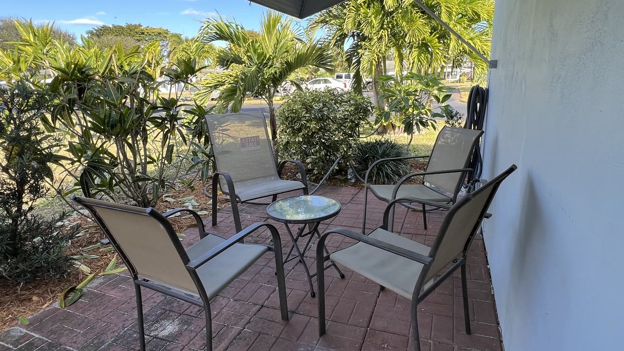 430 High Point Dr #D - Photo 7 of 9