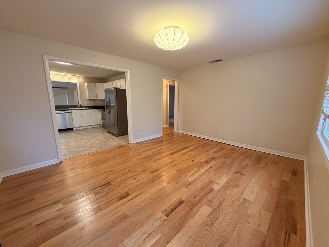 1536 Inland Ave #C - Photo 2 of 8