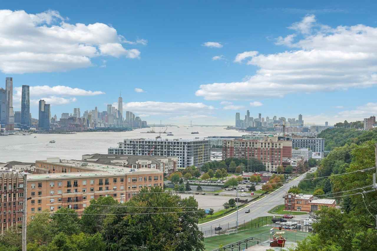 6040 JFK Boulevard East #3 - Photo 6 of 20