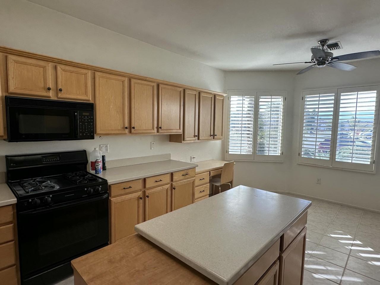 39124 Sandy Dr - Photo 5 of 15