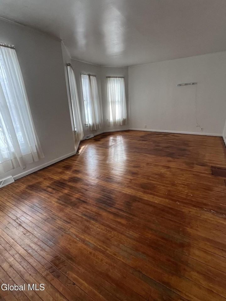 214 Market St Fl 1 #FL1 - Photo 3 of 18