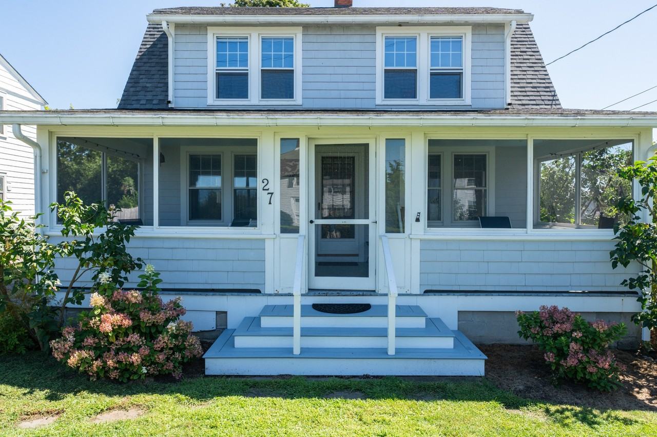 27 Ridgewood Ave - Photo 4 of 31