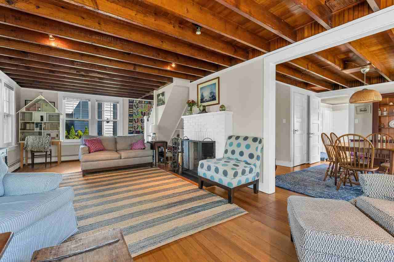 27 Ridgewood Ave - Photo 7 of 31