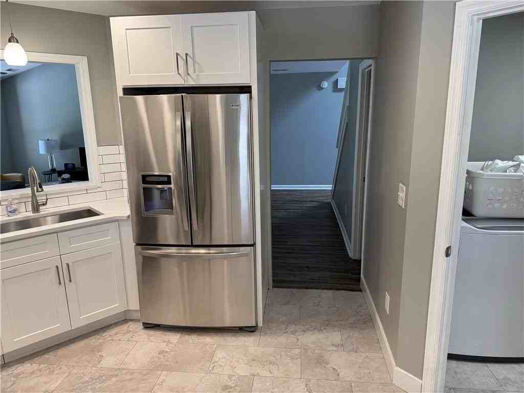 4148 Fawn Ct - Photo 6 of 30