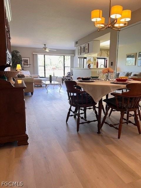 5905 Trailwinds Dr Apt 816 #816 - Photo 4 of 38