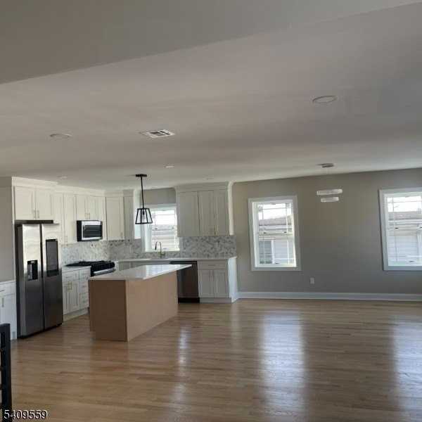 1297 Avy St - Photo 6 of 15