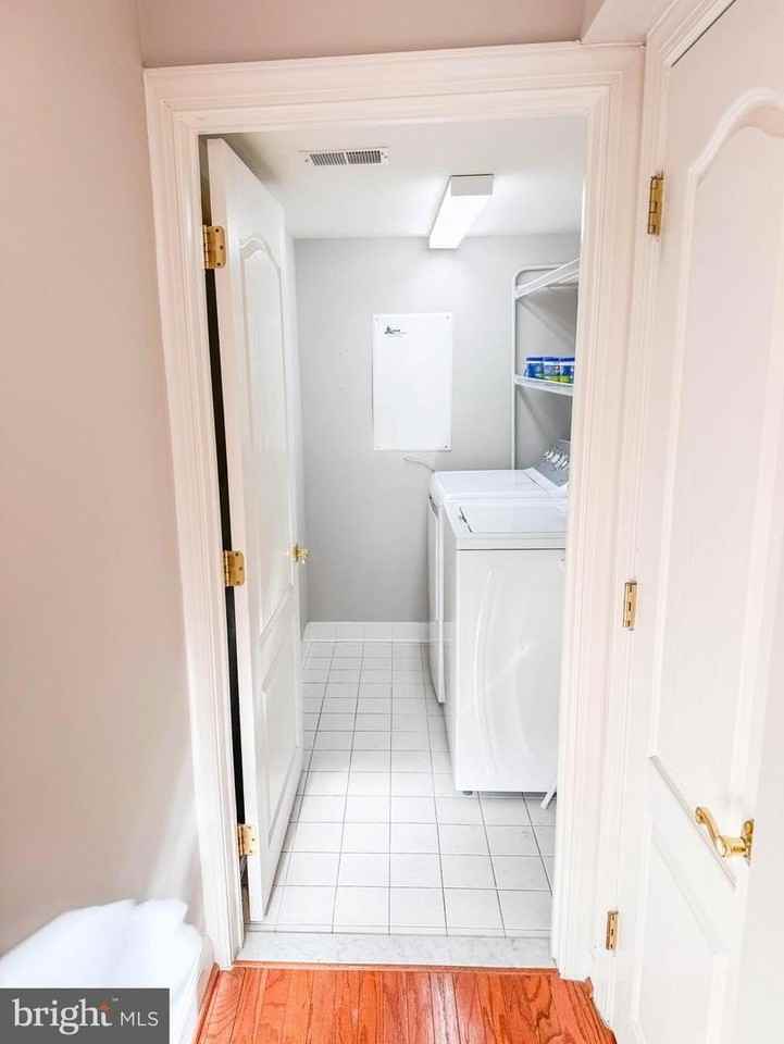 7761 Legere Ct - Photo 7 of 50