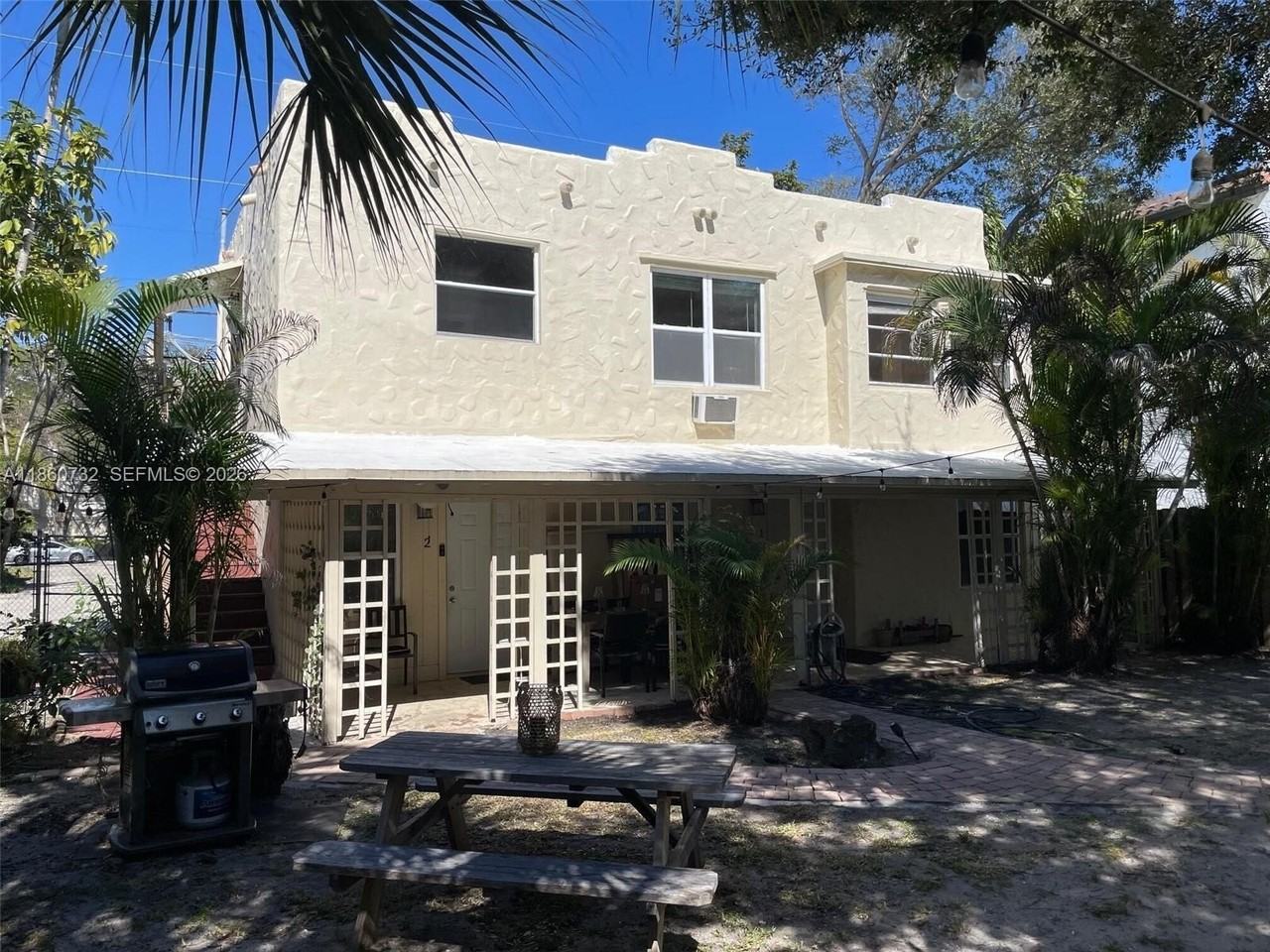 1309 Se 1st St #3 - Photo 2 of 19