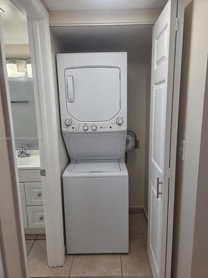 11342 Taft St #11342 - Photo 7 of 16