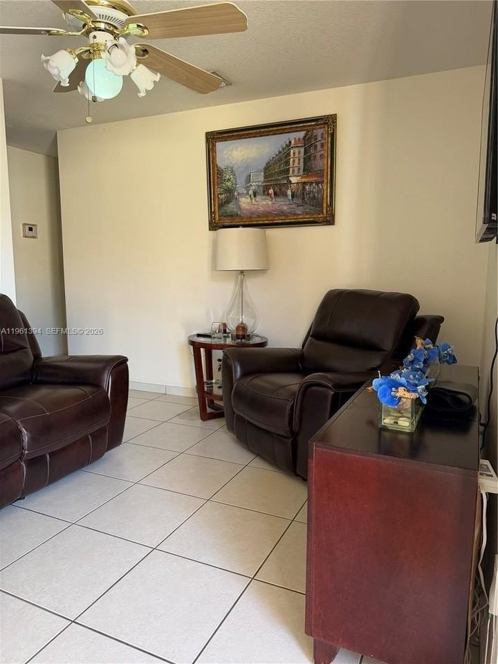 4761 Nw Flagler Ter #4763 - Photo 3 of 31