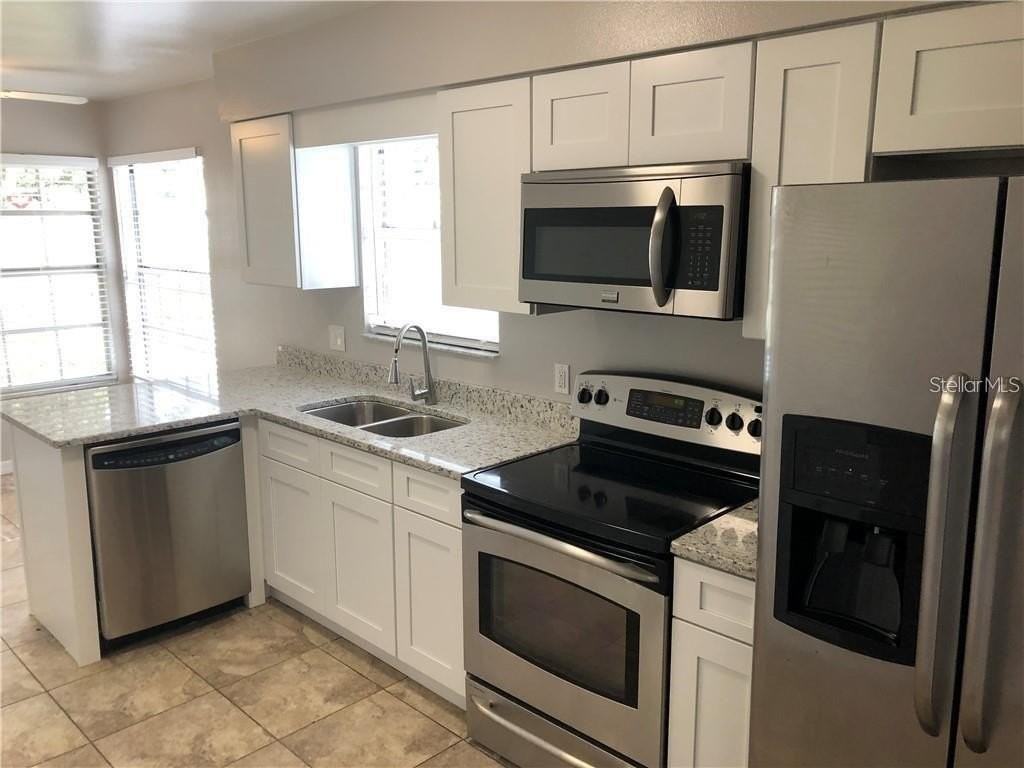 7220 Nima Ct - Photo 6 of 44