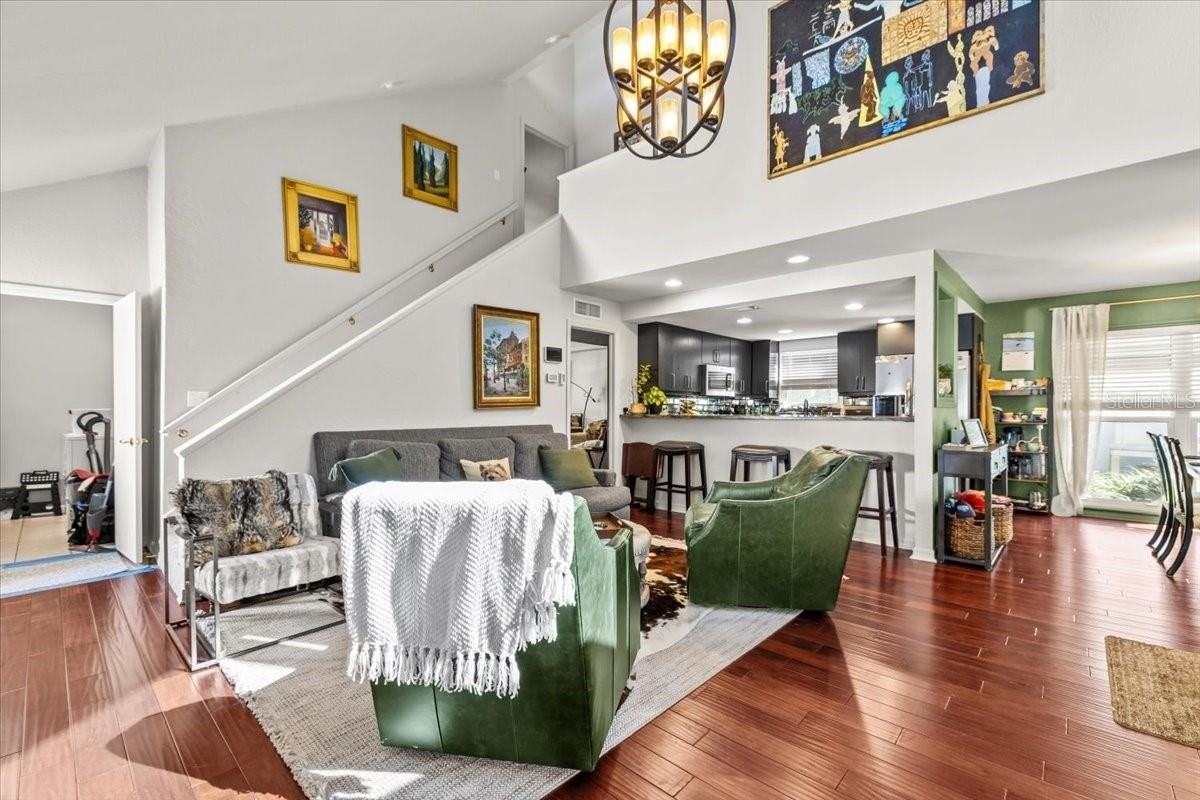 2903 W Bay Court Ave - Photo 4 of 41