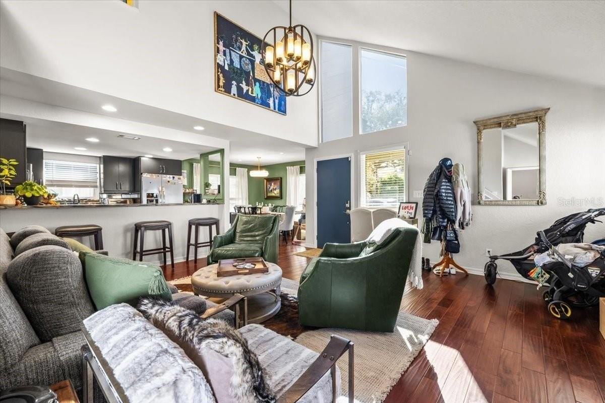 2903 W Bay Court Ave - Photo 5 of 41