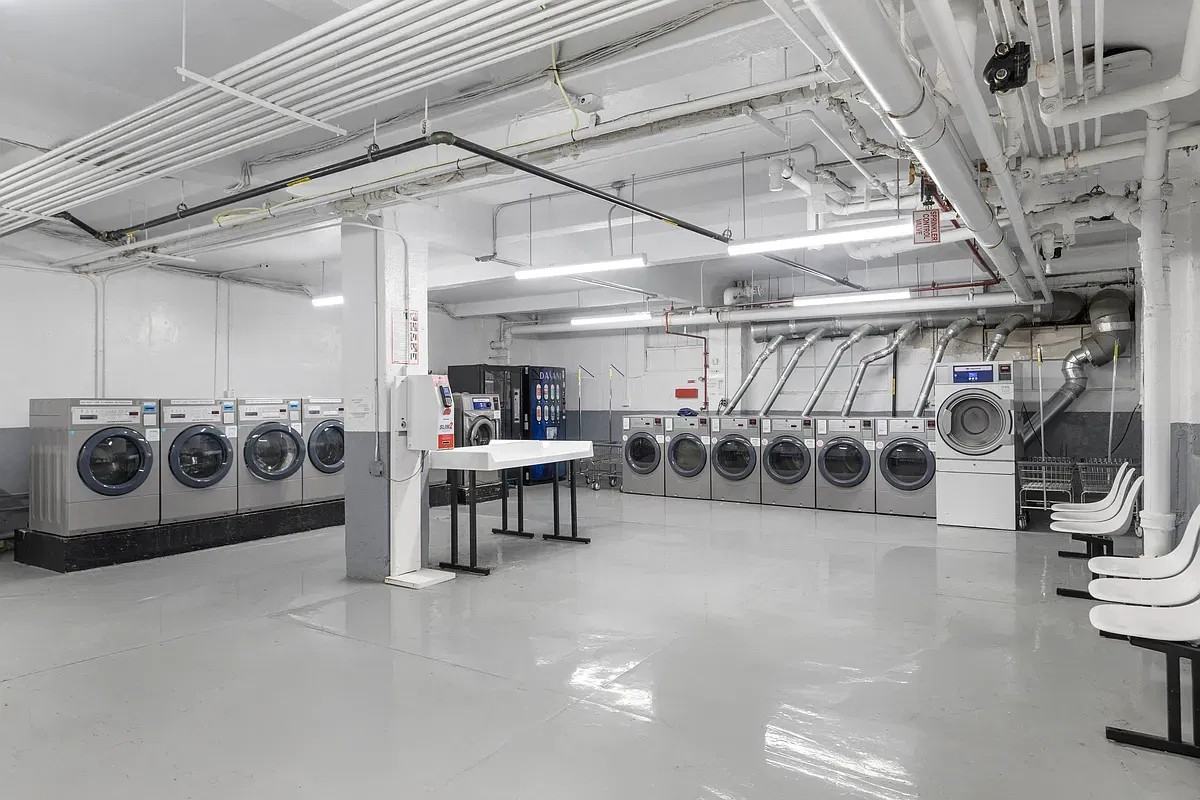 930 Grand Concourse - Photo 3 of 8