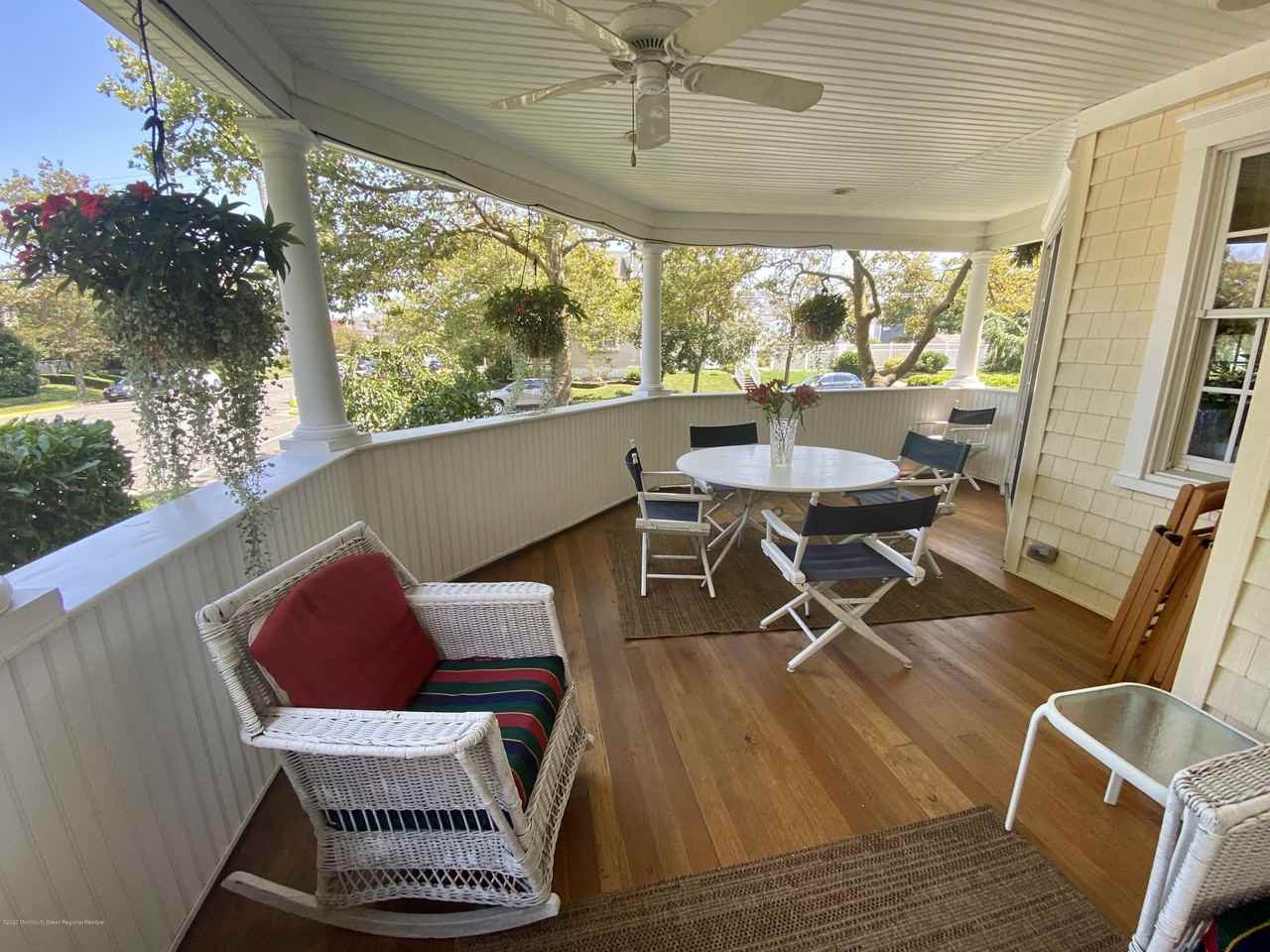 401 Garfield Ave - Photo 5 of 47