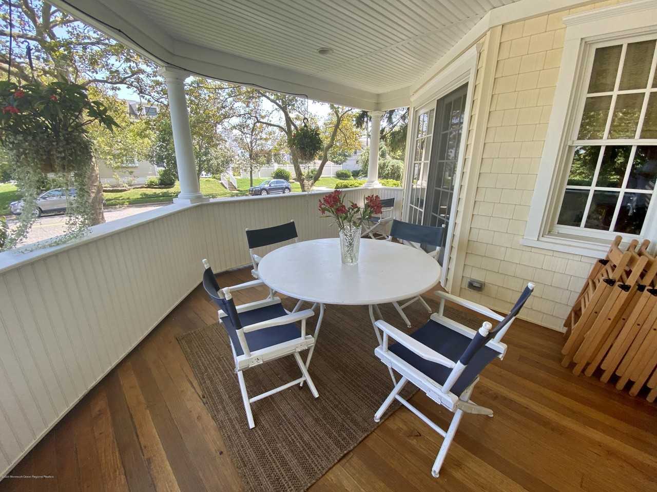 401 Garfield Ave - Photo 6 of 47