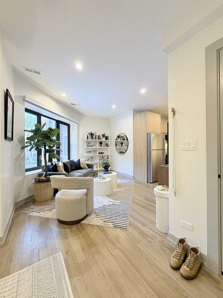 1335 W Estes Ave Apt 2a #2A - Photo 6 of 27