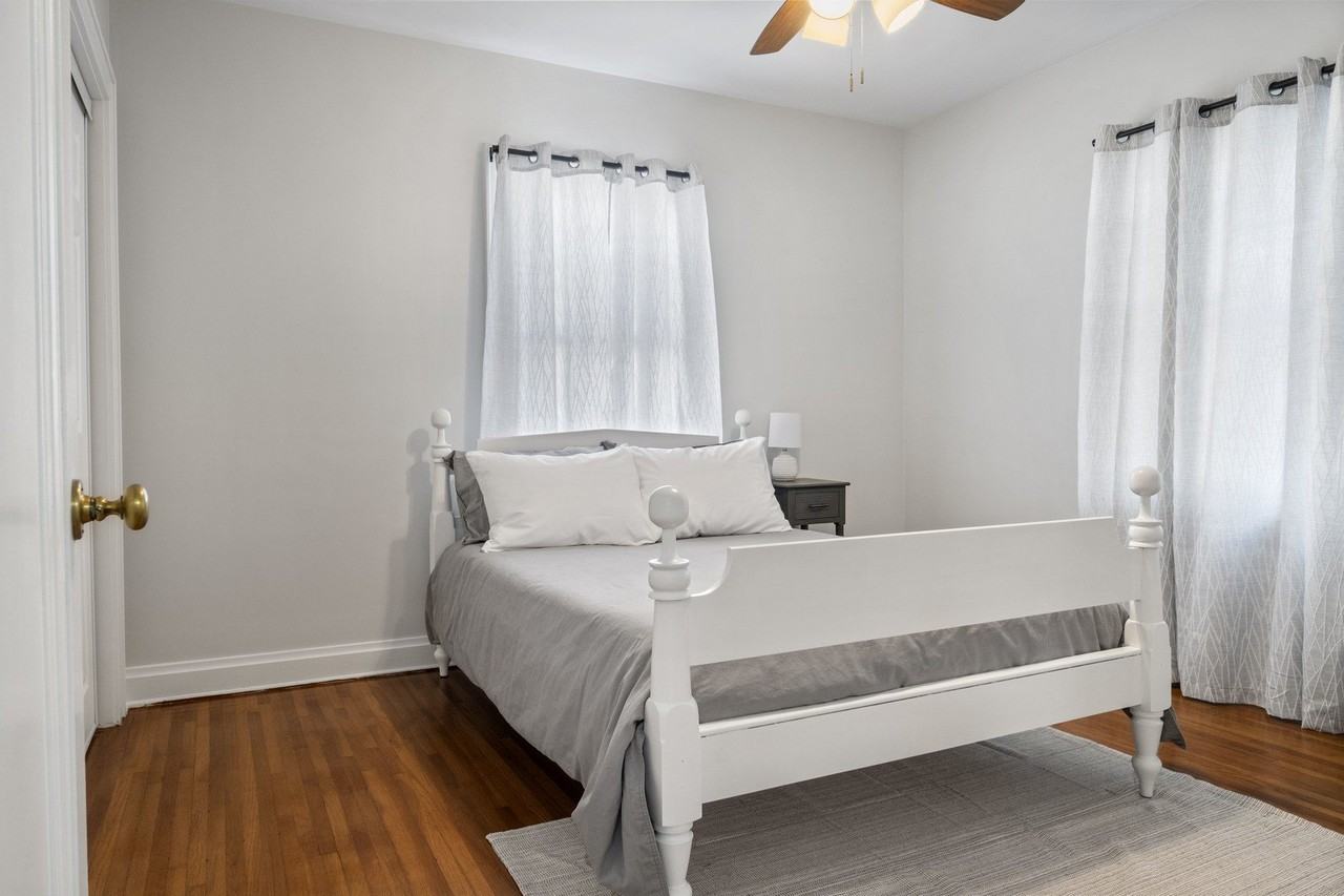 1223 E Oakland Ave - Photo 7 of 19