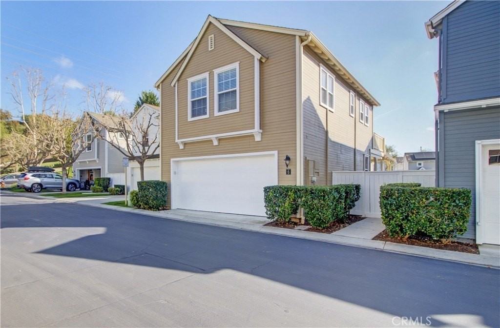 6 Evergreen Rd - Photo 2 of 50