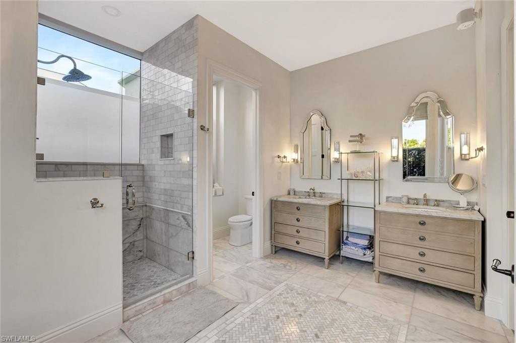 6849 Grenadier Blvd #105 - Photo 6 of 20