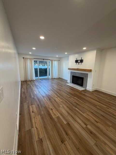 77 Atterbury Blvd Apt 101 #101 - Photo 3 of 22