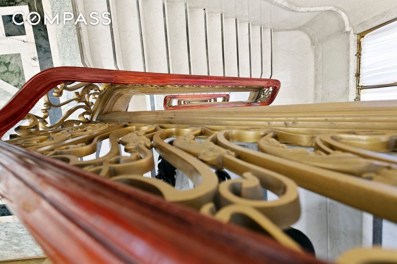 2 E 55th St #1116 - Photo 7 of 13