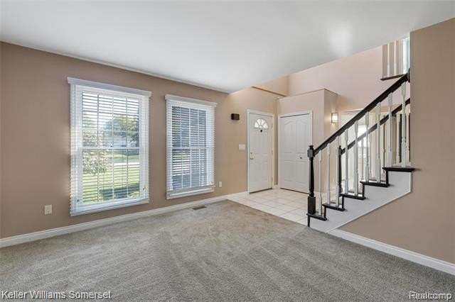 27823 Roy St - Photo 3 of 37