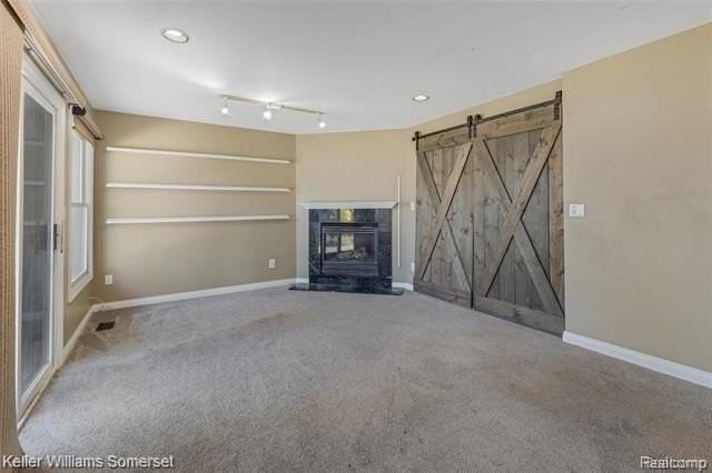 27823 Roy St - Photo 7 of 37