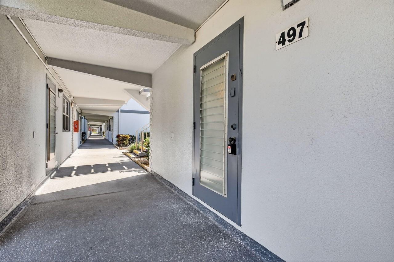 497 Brittany K - Photo 3 of 50