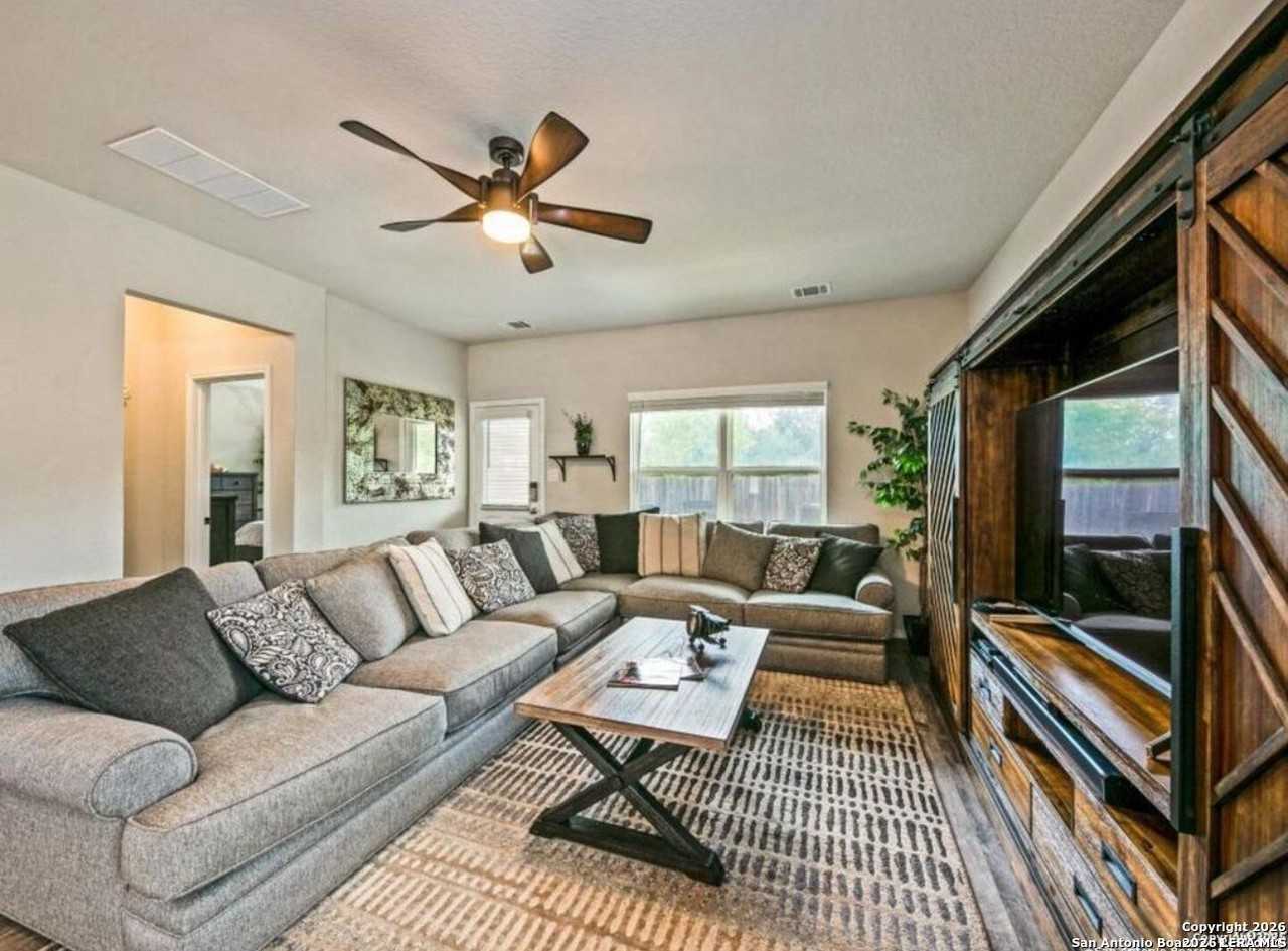 10202 Shadowy Dusk - Photo 6 of 39