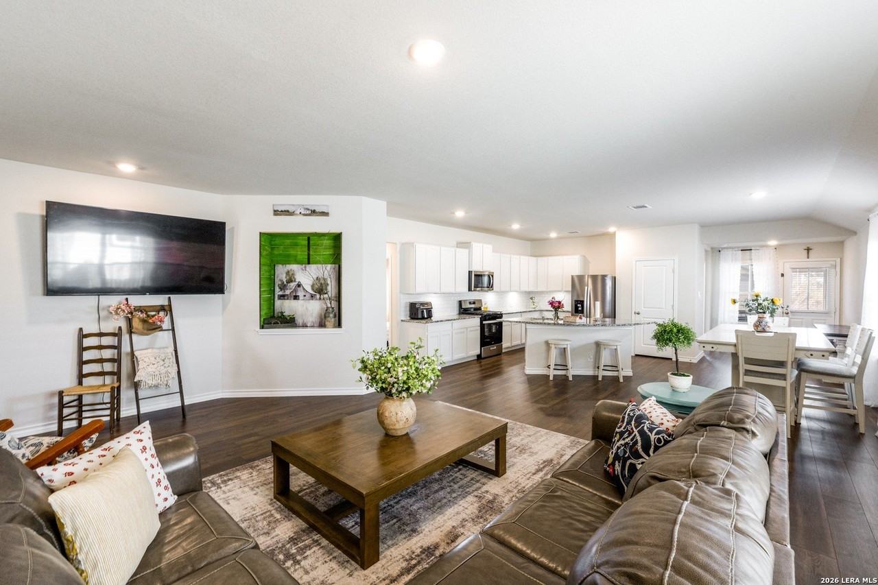 5012 Punch Shot - Photo 2 of 25