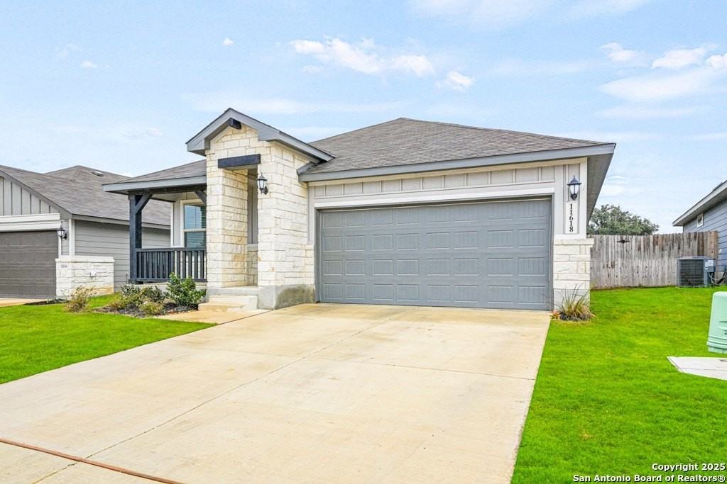 11618 Mustang Grv - Photo 2 of 29