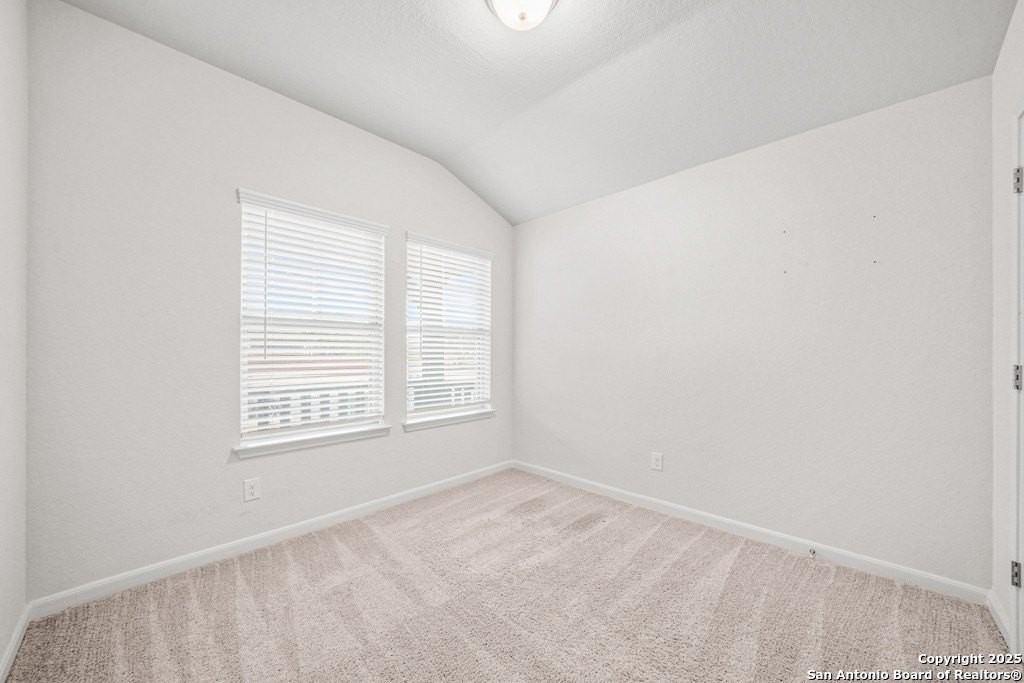 11618 Mustang Grv - Photo 4 of 29