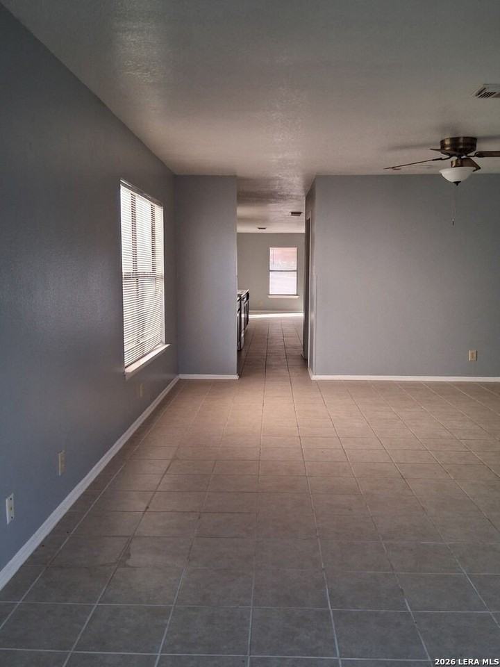 10435 Canyon Vlg - Photo 2 of 6