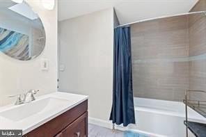 1706 W 14th St - Photo 7 of 8