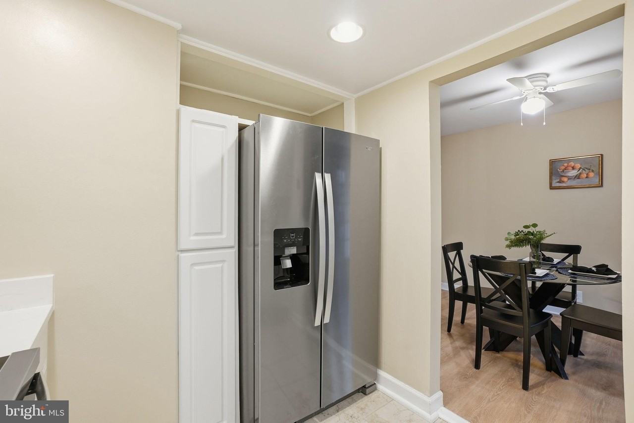 3059 S Buchanan St Apt B1 #B1 - Photo 3 of 22