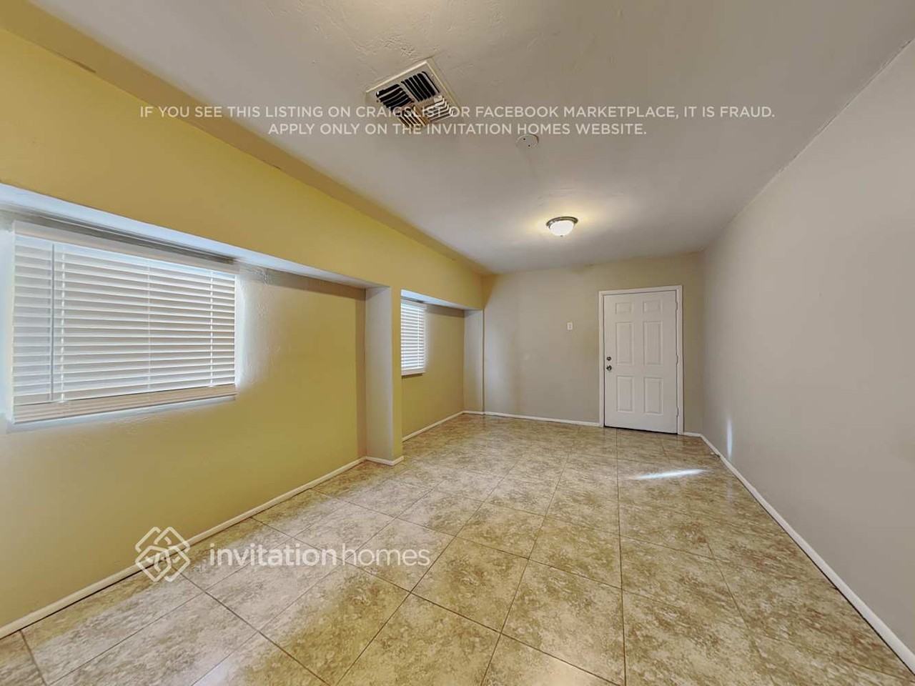 2039 E Osborn Rd - Photo 5 of 18