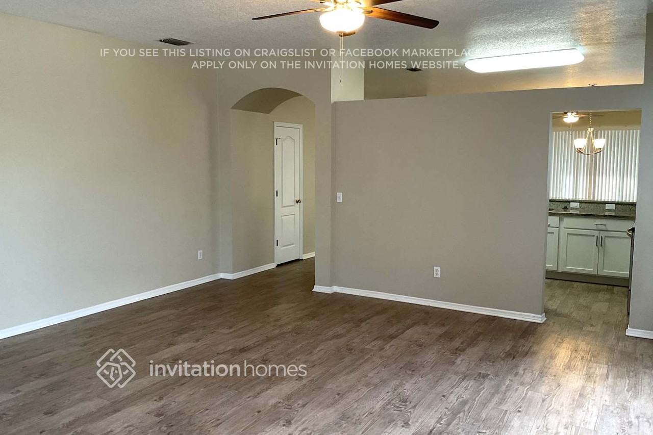 848 Cherry Valley Way - Photo 2 of 13