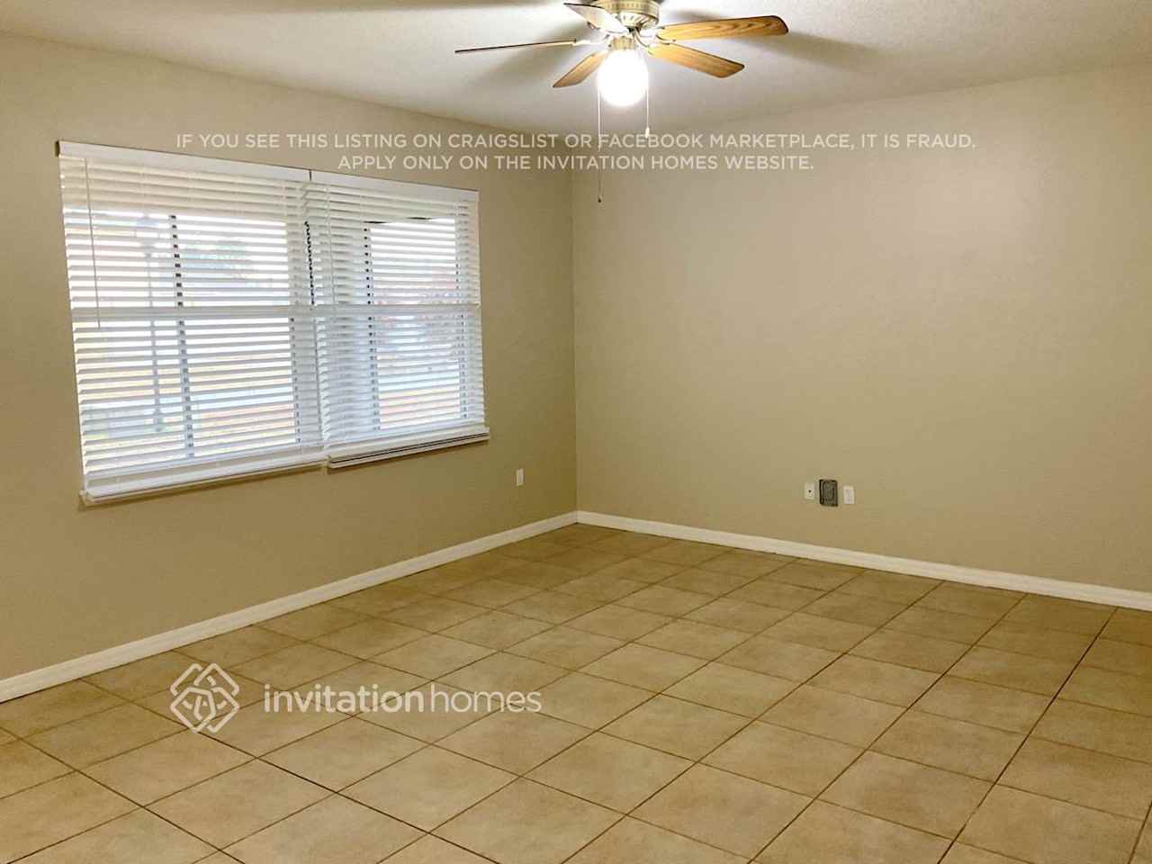 3117 Duxbury Dr - Photo 2 of 12