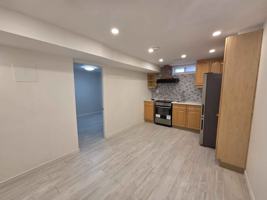 featured image of 3079 Fifth Line West #31